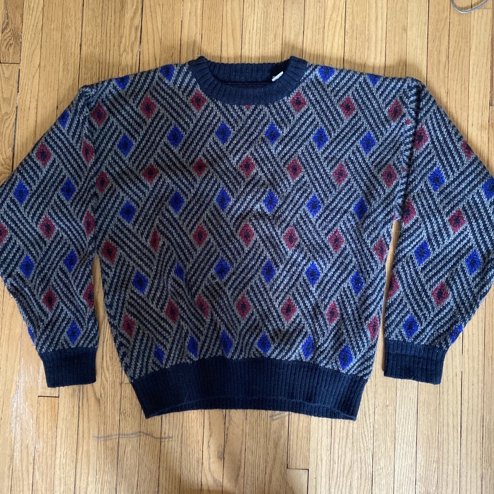 Geometric Patterned Sweater - Black, Blue, Red